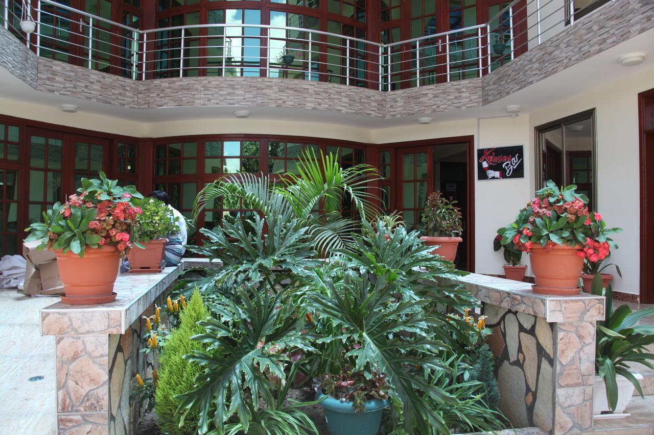 Merves Hotel Arusha Bagian luar foto