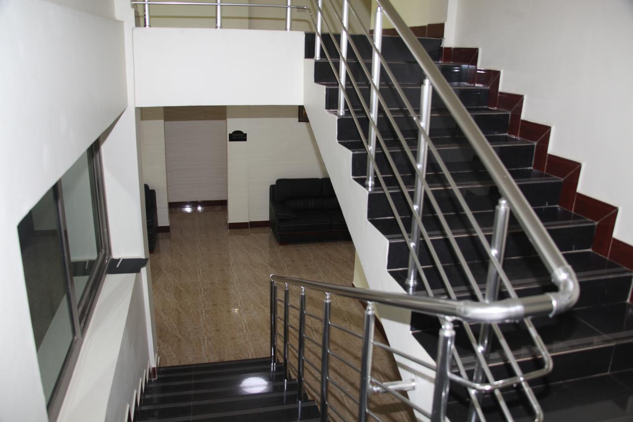 Merves Hotel Arusha Bagian luar foto