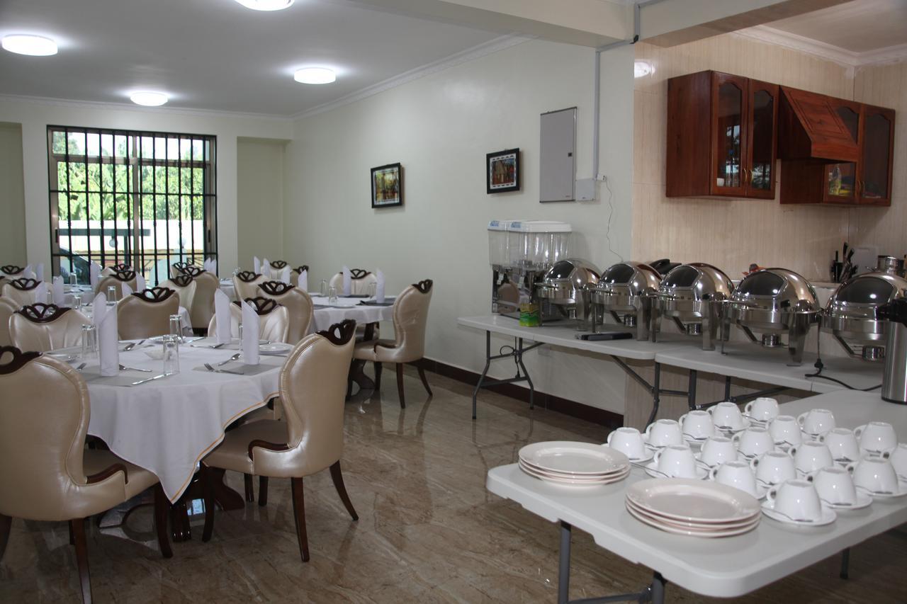 Merves Hotel Arusha Bagian luar foto