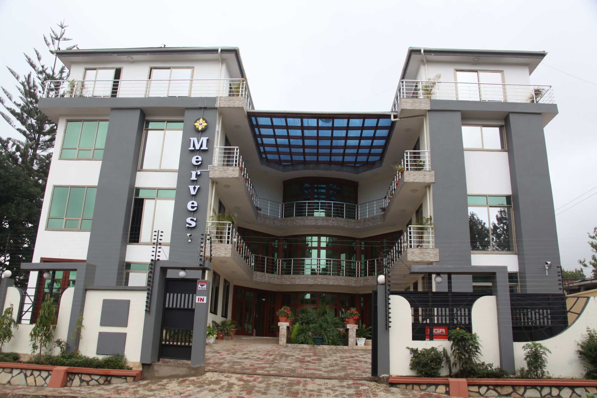 Merves Hotel Arusha Bagian luar foto